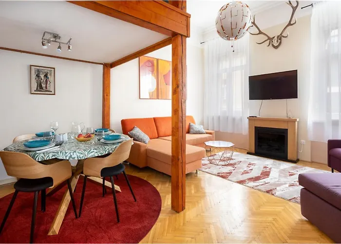 Central Design Apartment